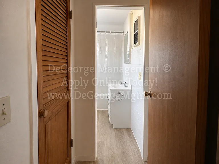 409 Madison St — Photo 16