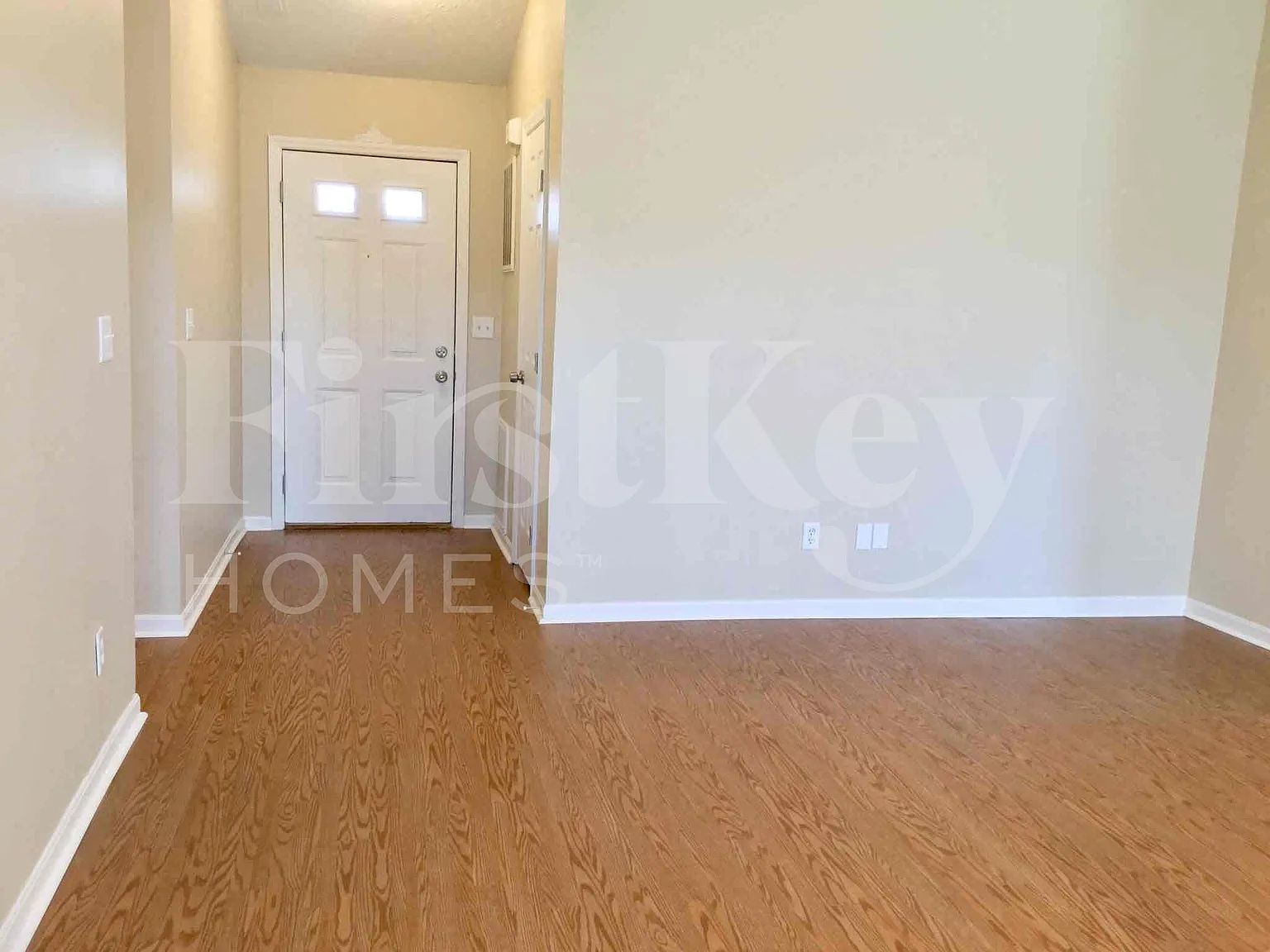 3 bed, 2.0 bath, 1240 sqft, $1,875 — Photo 4