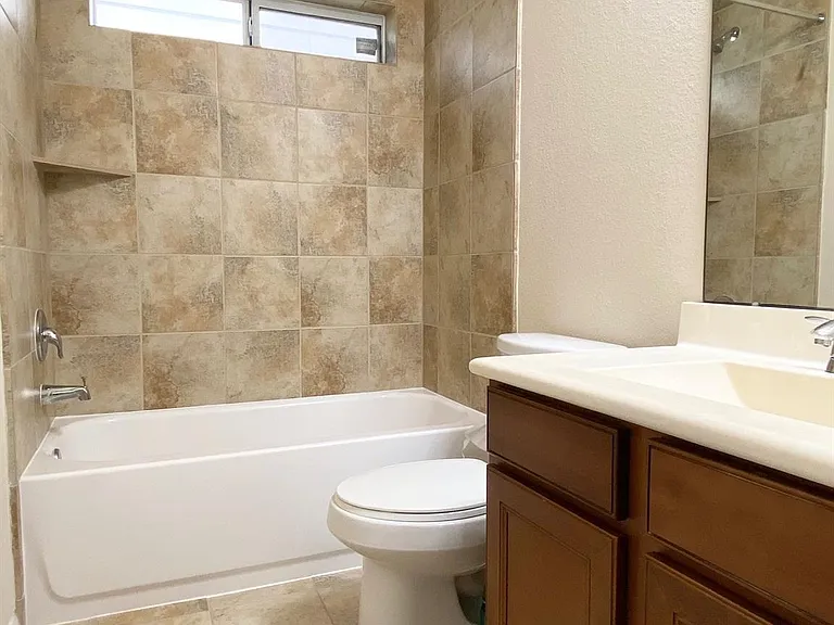 8922 Cedar Mound Ln — Photo 18