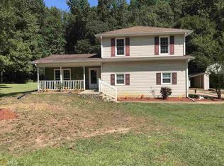 70 Carriage Gate Dr, Sharpsburg, GA 30277