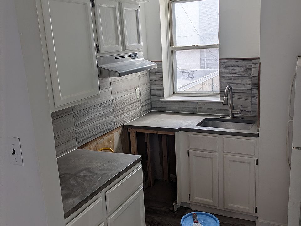 1st image of 2043 N 15th St #2