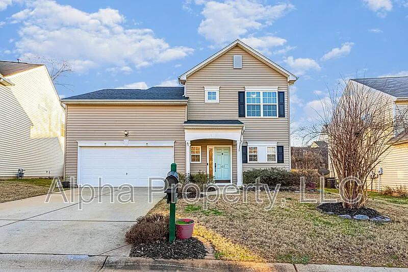 3 bed, 2.5 bath, 1860 sqft, $2,100 — Photo 1