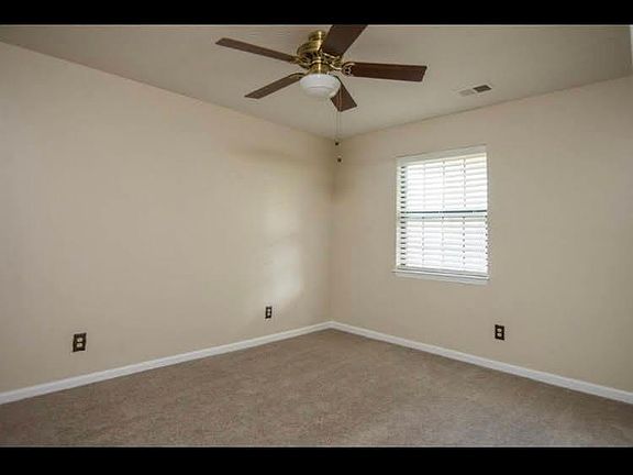 5th image of 2500 Knightsbridge Ln