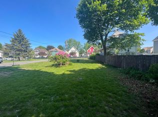 11 Kernwood Ave, Beverly, MA 01915