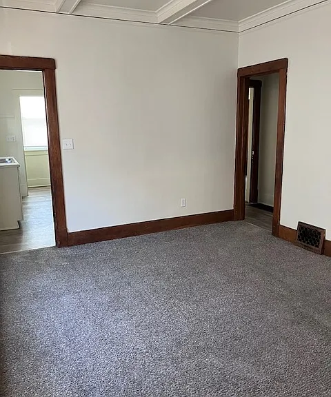 617 E Republic St — Photo 8