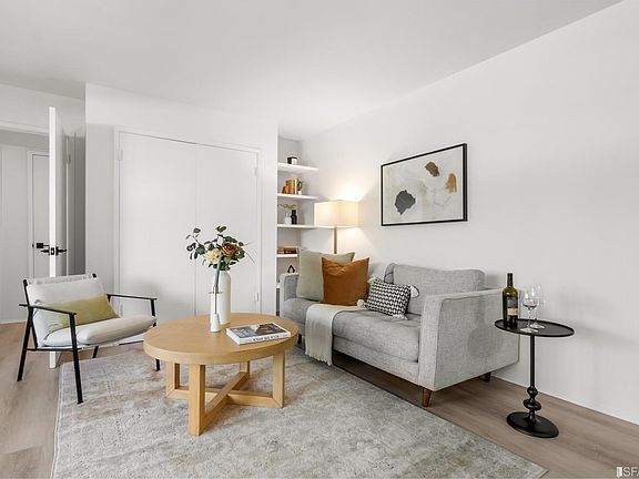3rd image of 14225 Lora Dr APT 86