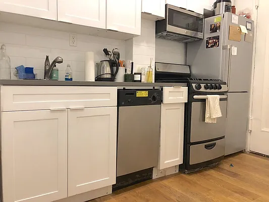 Rented by REAL New York | media 11