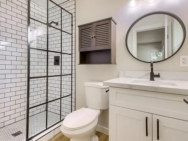 1402 W Berridge Ln — Photo 28