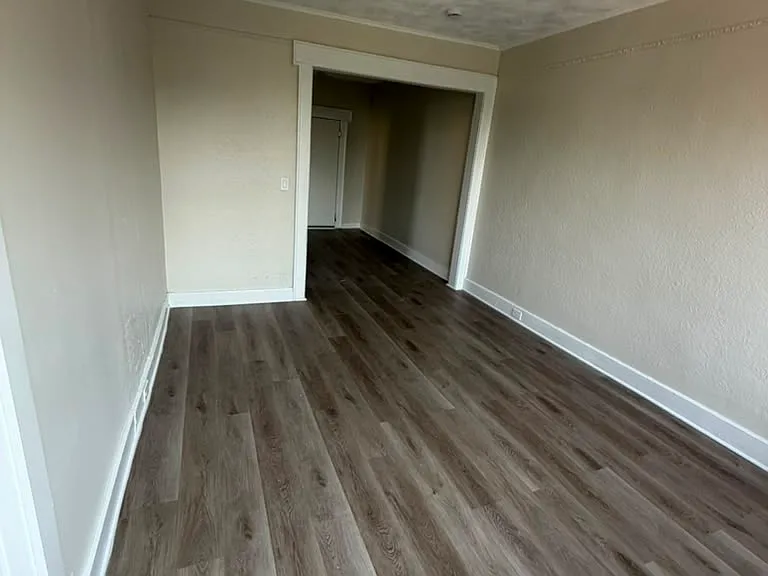 329 Park Ave #8 — Photo 8