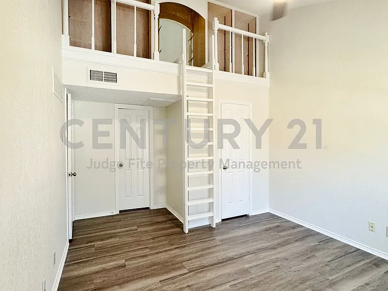 4050 Frankford Rd #102 — Photo 12
