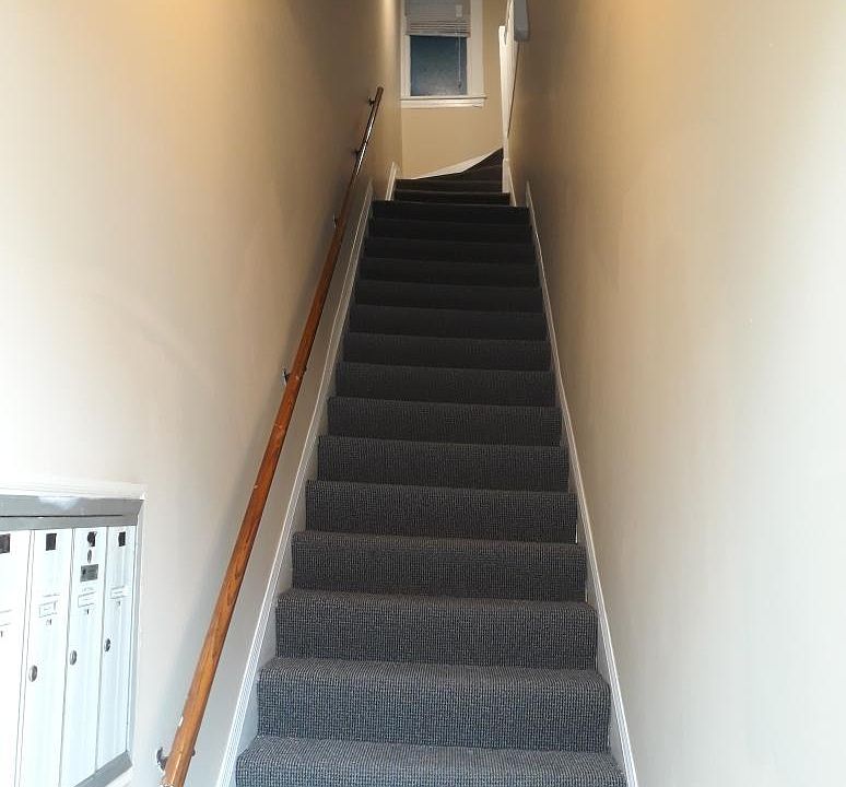 1st image of 113 N Oak Park Ave APT 3R