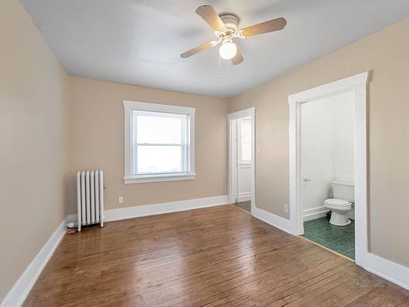 4th image of 1329 N Grant St #G17