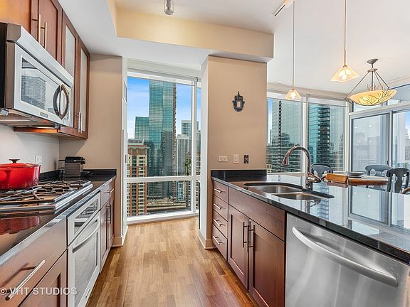 5th image of 505 N McClurg Ct APT 3606