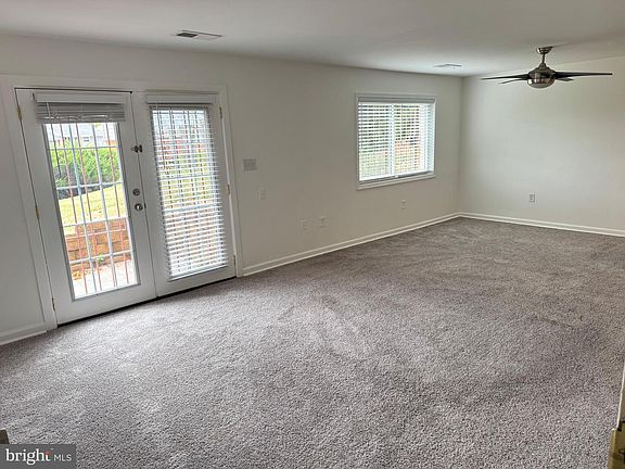 2nd image of 7512 Hawthorne St APT 1