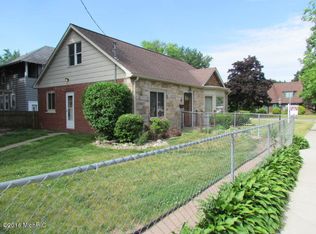 60 Saint Joseph Ln, Battle Creek, MI