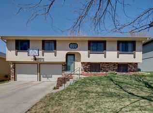 13630 Atwood Ave, Omaha, NE 68144