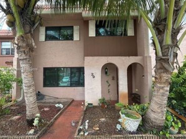 29 Madrid Ln #8-9