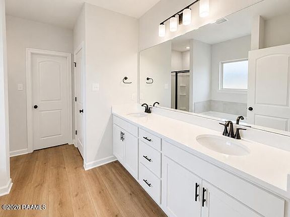4th image of 114 Harper Dr