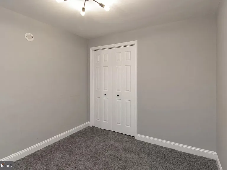1229 Glyndon Ave — Photo 17