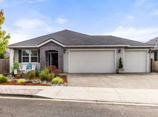 223 SW 8th St, Battle Ground, WA 98604