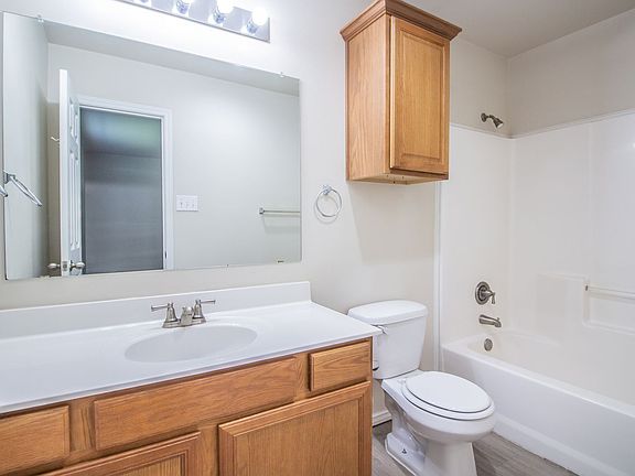5th image of 6606 37th St