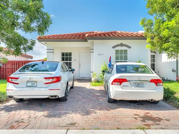 12311 SW 214th Ter, Miami, FL 33177