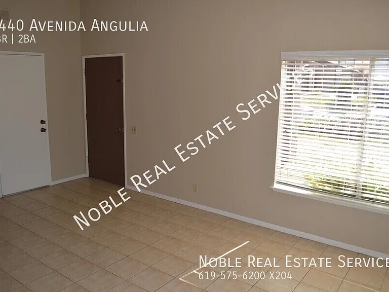 8440 Avenida Angulia — Photo 19