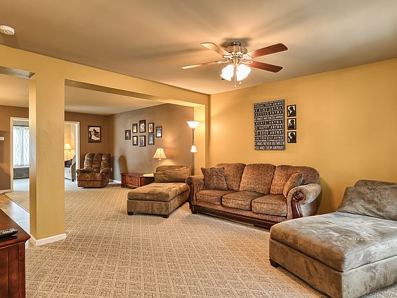 2nd image of 1335 Willow Creek Dr
