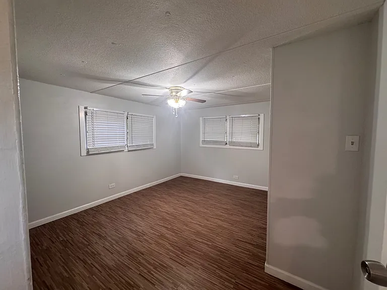 5811 Grey St — Photo 19