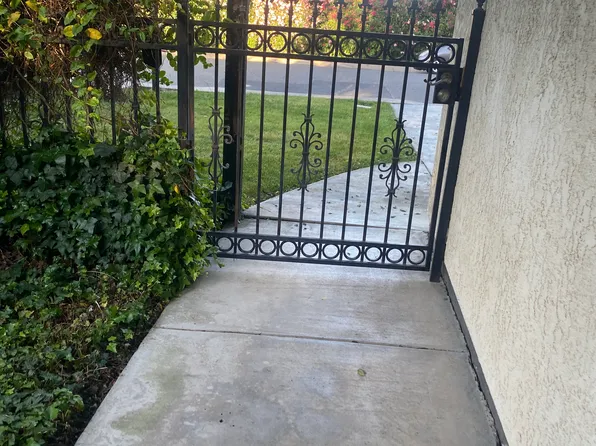 939 Douglas Ave #939, Modesto, CA 95350