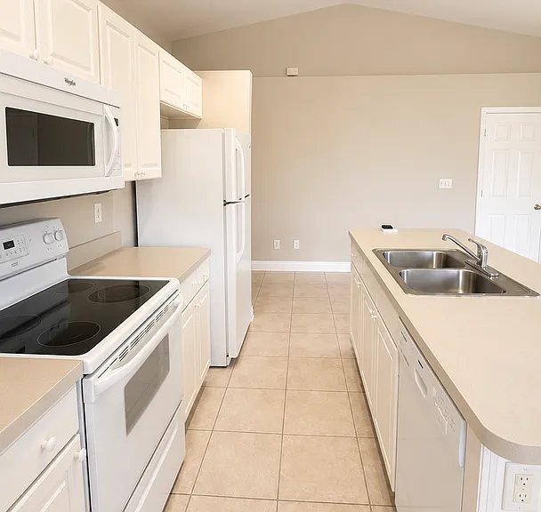 111 Homer Ave S — Photo 14