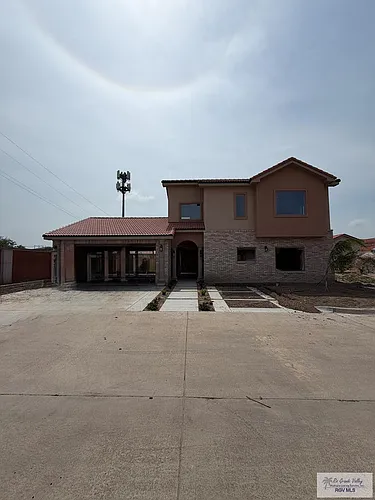 2200 Laredo Rd Photo 1