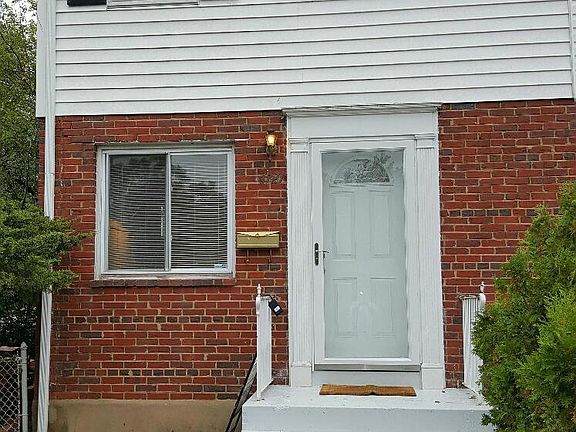 2nd image of 6721 Kenyon Dr