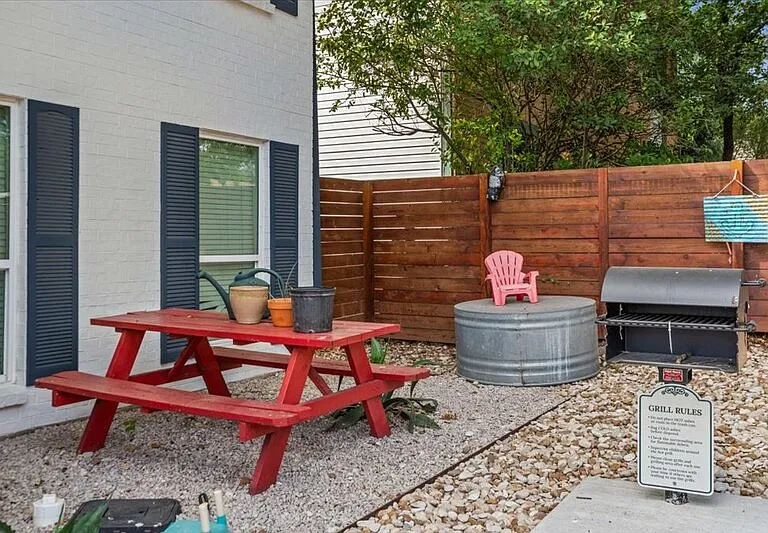 3415 Willowrun Dr #D — Photo 8