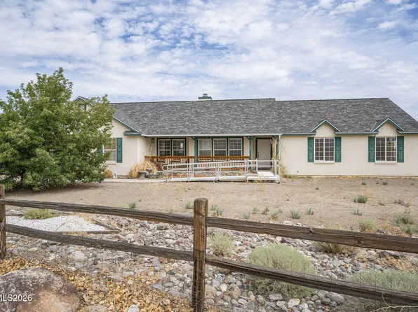 100 Sario Dr, Fernley, NV 89408