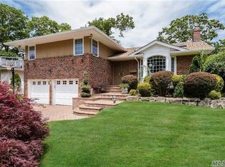 58 Magnolia Ln, Jericho, NY 11753