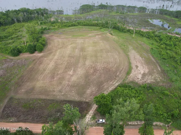 Lake Mary Rd, Woodville, MS 39669