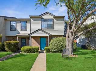 724 W Collins St, Denton, TX 76201