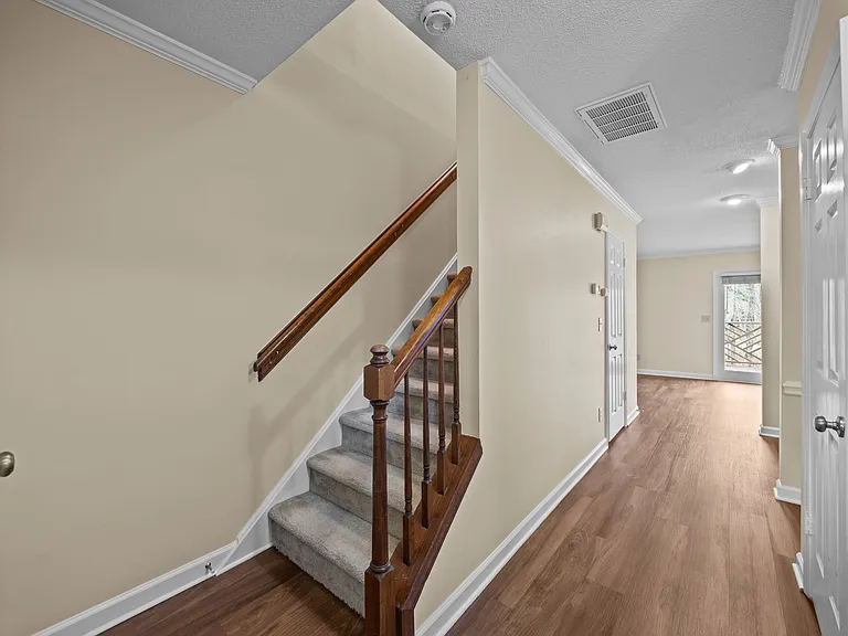 3112 Coachmans Way — Photo 2