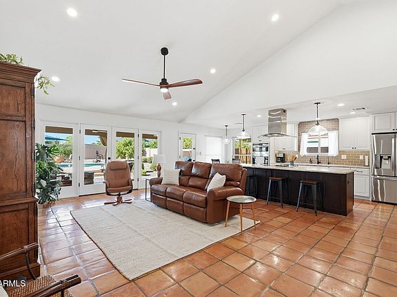 4th image of 5600 W GERONIMO Street