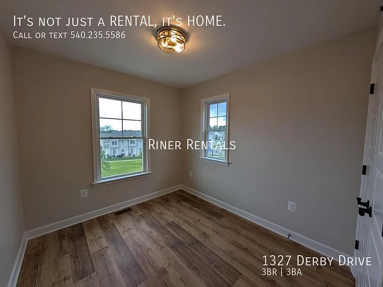 1327 Derby Dr — Photo 14