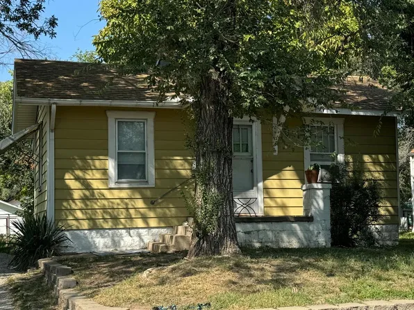 211 N Edwards Ave, Wichita, KS 67203
