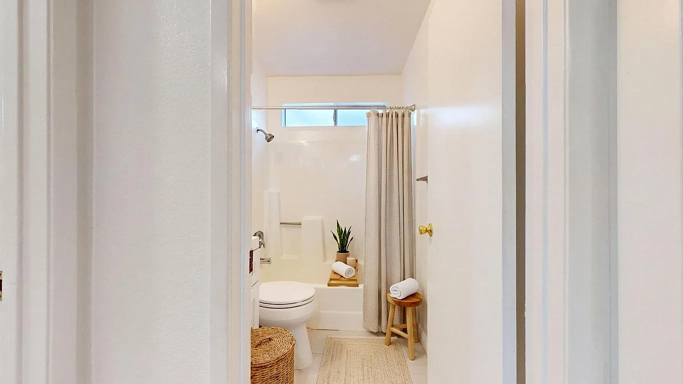 2 bed, 800 sqft, $2,295 — Photo 4