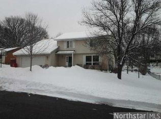 10353 Zinran Cir, Bloomington, MN 55438