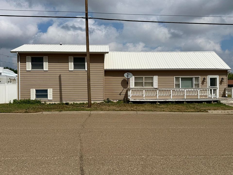 1st image of 19 2nd St E