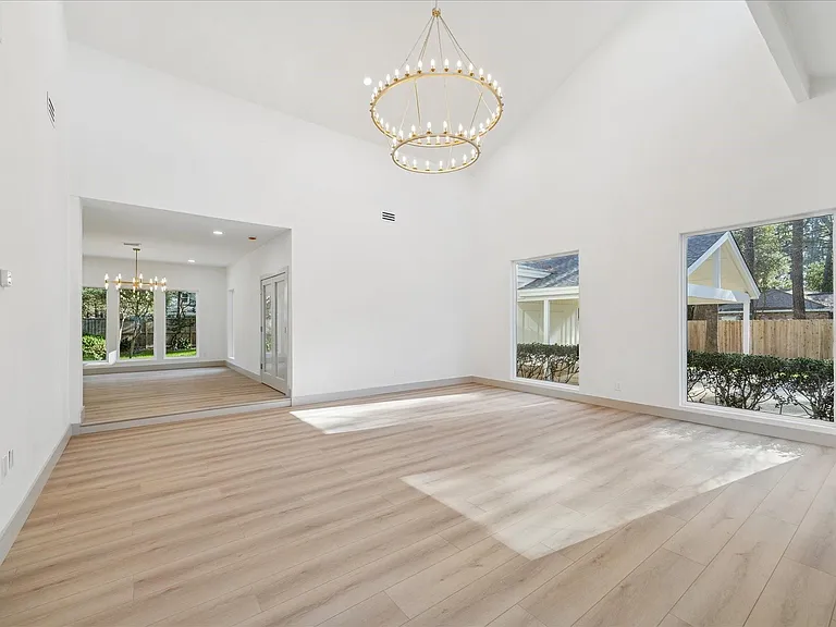 2306 Mill Lake Dr — Photo 19
