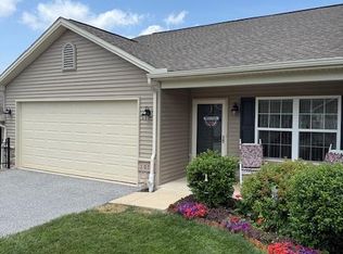 103 Saddlebred Dr UNIT 139, Red Lion, PA 17356