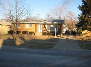 8207 Woodlawn Ave, Munster, IN 46321