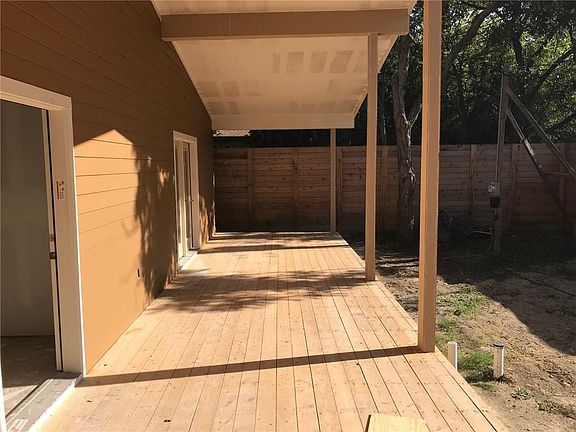 3rd image of 8918 Santa Clara Dr