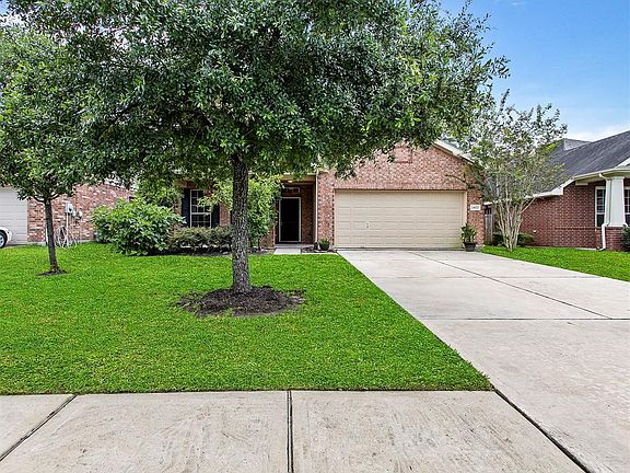 3rd image of 14022 Seagler Springs Ln